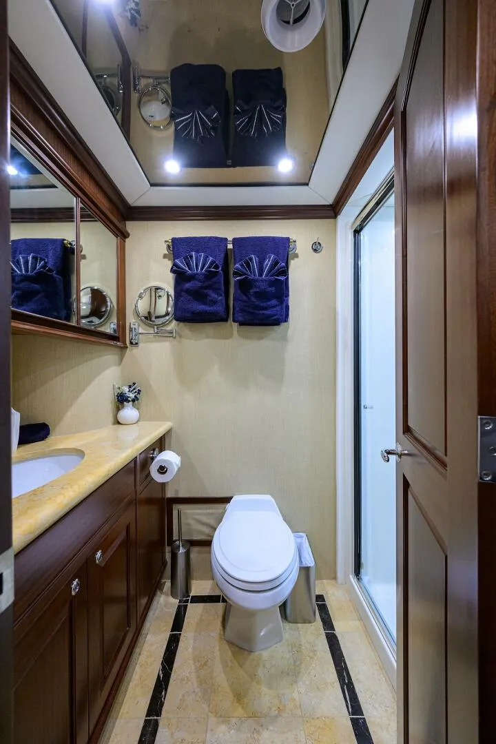 Slide: The Image of Pacific Mariner 85 2005 - 5975409