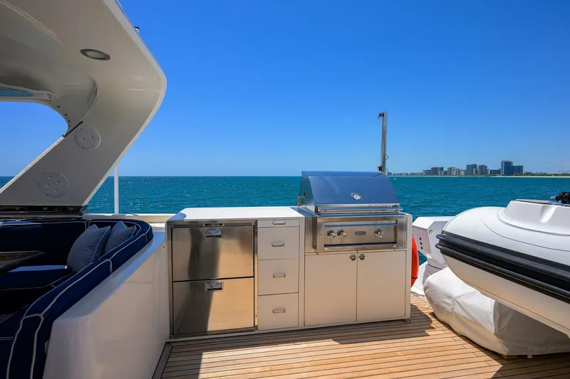 Slide: The Image of Pacific Mariner 85 2005 - 5975425