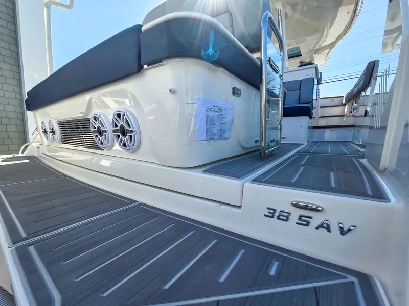 Slide: The Image of Regal 38 SAV 2026 - 6054151