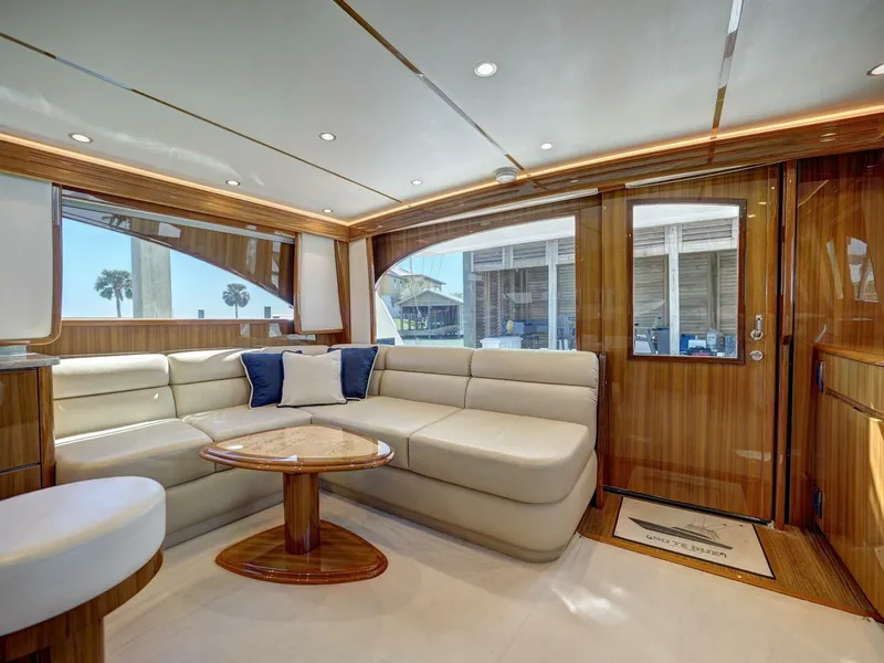 Slide: The Image of 2017 Viking 52 Convertible  - 5990038