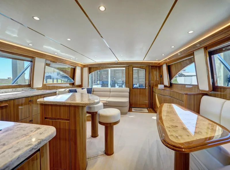 Slide: The Image of 2017 Viking 52 Convertible  - 5990039