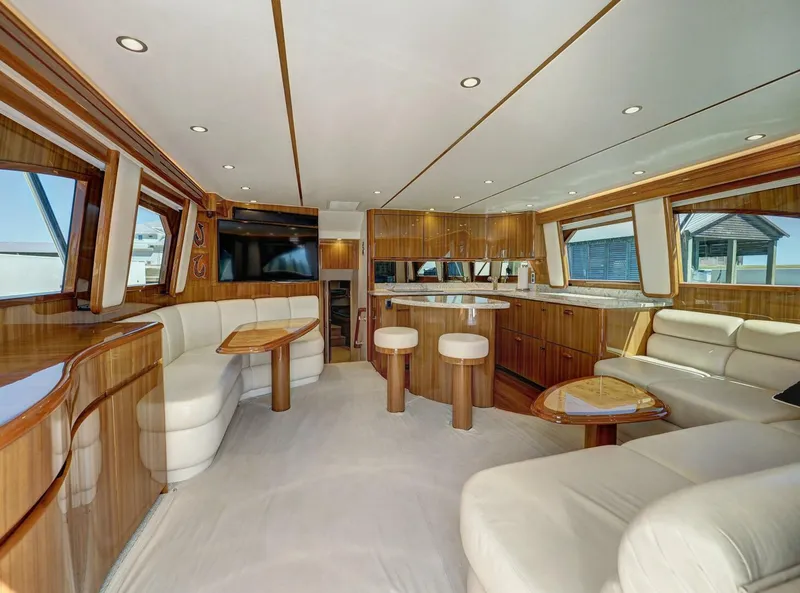 Slide: The Image of 2017 Viking 52 Convertible  - 5990040