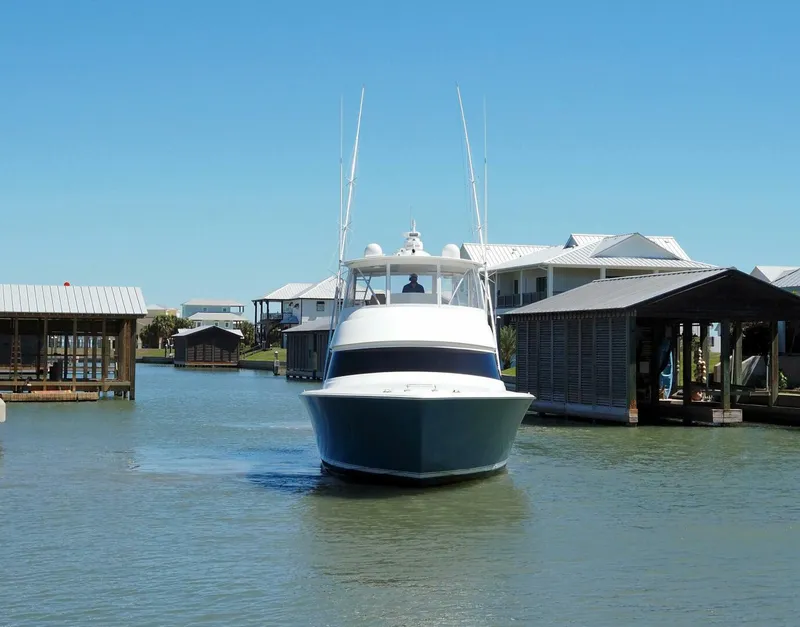 Slide: The Image of 2017 Viking 52 Convertible  - 5990083