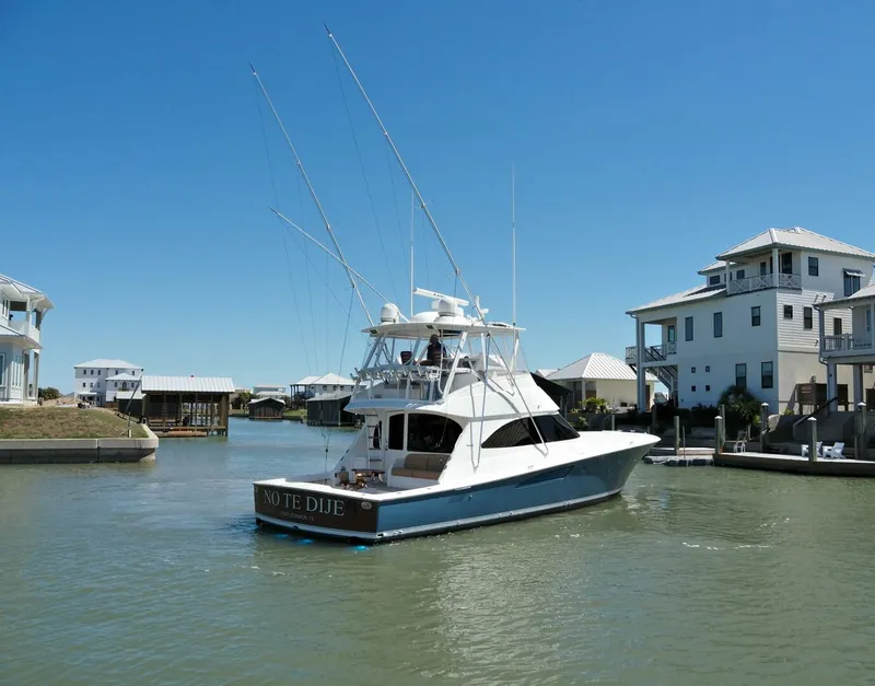 Slide: The Image of 2017 Viking 52 Convertible  - 5990085