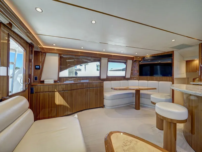 Slide: The Image of 2017 Viking 52 Convertible  - 5990036