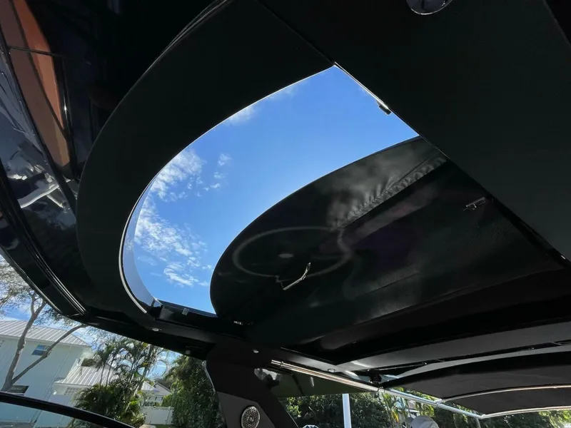 Slide: The Image of Cruisers Yachts 38 GLS - 2023 Cruisers Yachts 38 GLS - 5967506