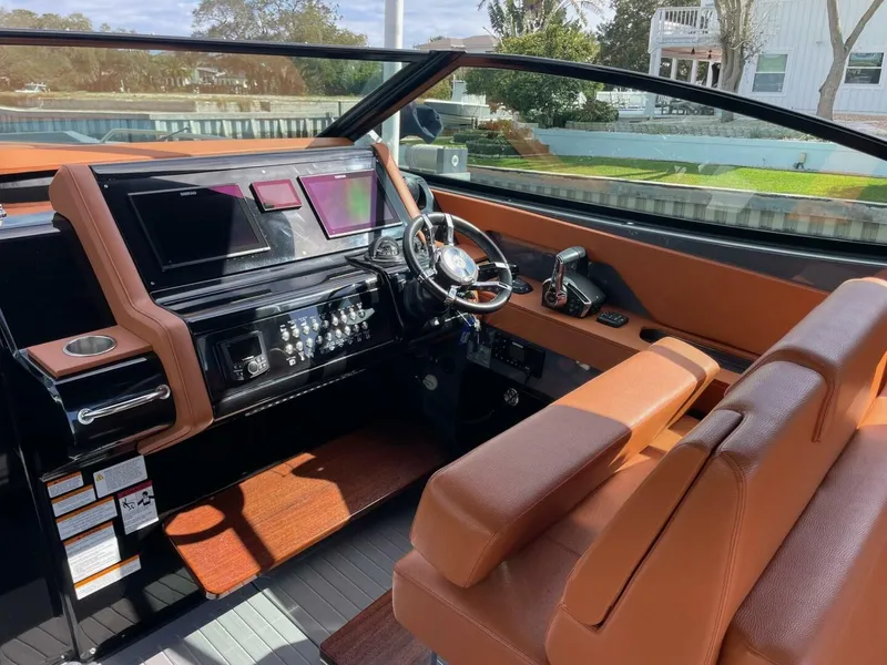 Slide: The Image of Cruisers Yachts 38 GLS - 2023 Cruisers Yachts 38 GLS - 5967534