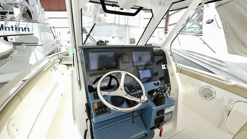 Slide: The Image of Pursuit 328 Sport 2018 - 5967706