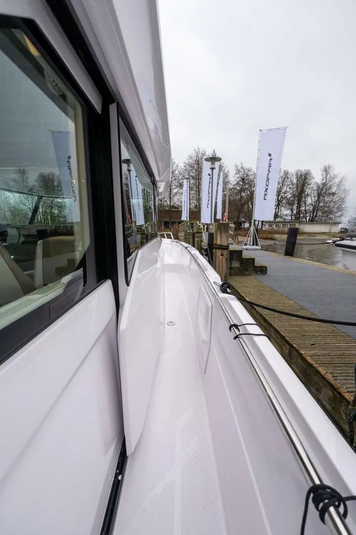 Slide: The Image of Axopar 38 2027 - 5967843