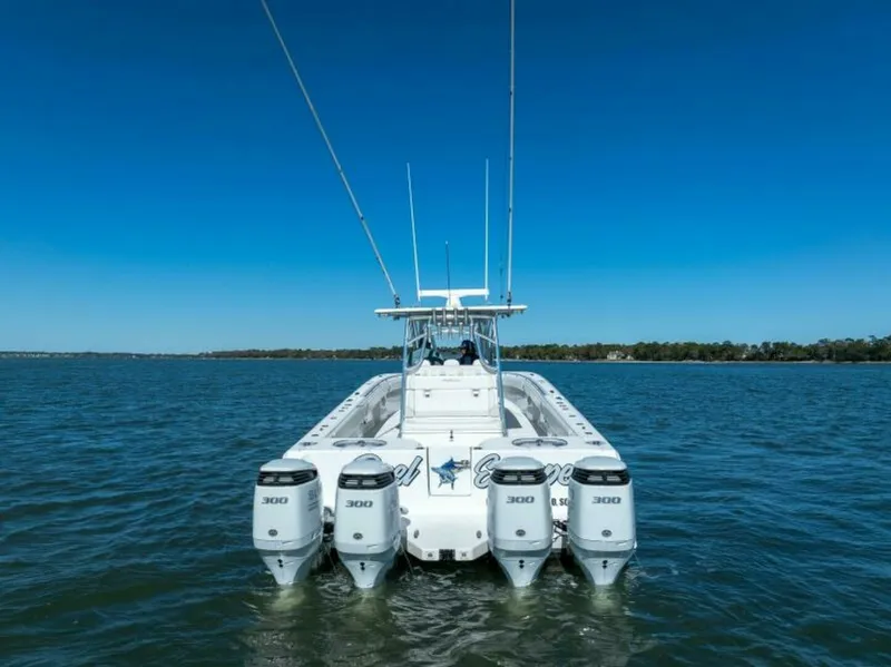 Slide: The Image of SeaHunter 38 Reel Escape- Profile 2023 SeaHunter CTS Reel Escape - 7654168
