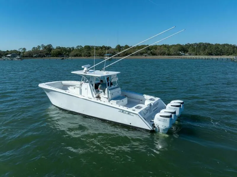 Slide: The Image of SeaHunter 38 Reel Escape- Profile 2023 SeaHunter CTS Reel Escape - 7654167