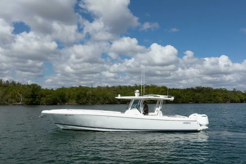 The Image of Intrepid 375 - Profile 2017 Intrepid 375 Open - 7654286