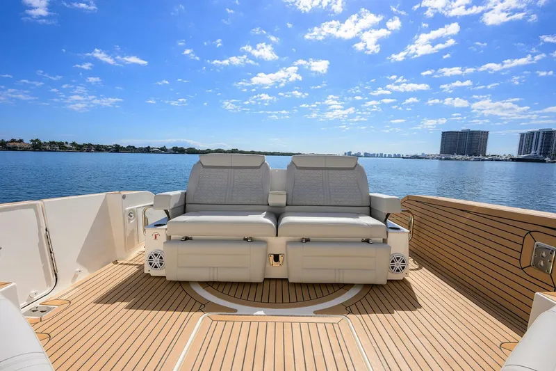 Slide: The Image of Tiara 43 - Aft Deck Seating 2022 43 Tiara 43 LE - 5968359