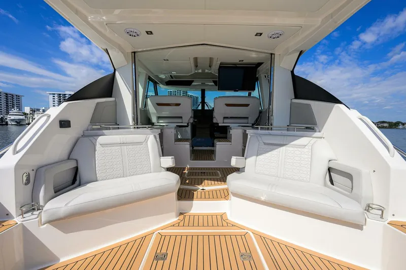 Slide: The Image of Tiara 43 - Aft Deck Seating 2022 43 Tiara 43 LE - 5968365