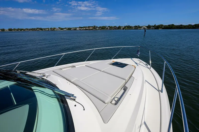 Slide: The Image of Tiara 43 - Bow  2022 43 Tiara 43 LE - 5968738