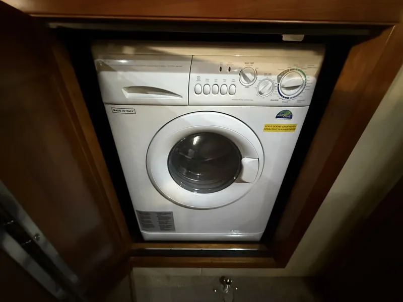 Slide: The Image of Cruisers 560 Express 2007 - 5968962