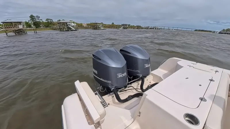 Slide: The Image of Grady-White 28 2018 - 6063644