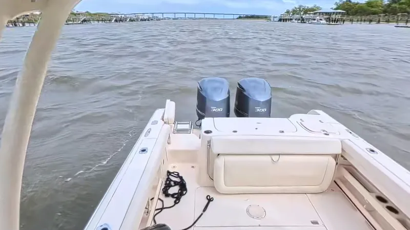 Slide: The Image of Grady-White 28 2018 - 6063645