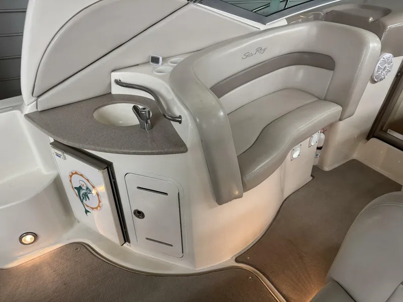 Slide: The Image of Sea Ray 320 Sundancer 2002 - 5991871