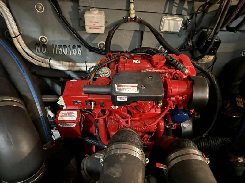 Slide: The Image of Sea Ray 320 Sundancer 2002 - 5991875