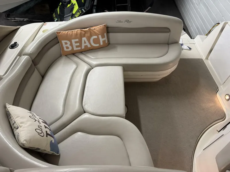 Slide: The Image of Sea Ray 320 Sundancer 2002 - 5991876