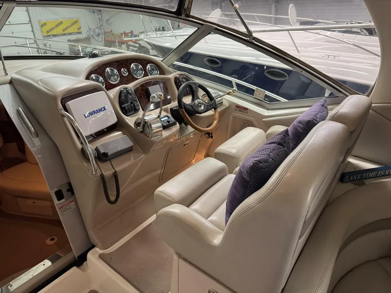 Slide: The Image of Sea Ray 320 Sundancer 2002 - 5991878