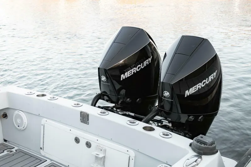 Slide: The Image of SeaVee 290B 2005 - 5969830