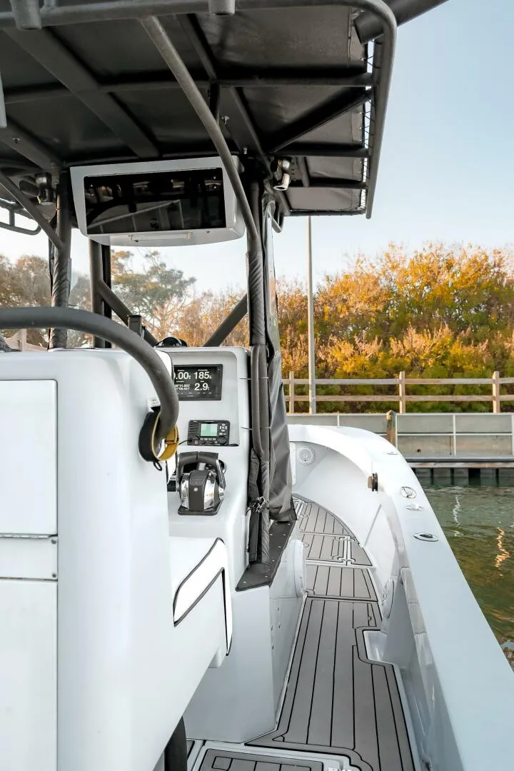 Slide: The Image of SeaVee 290B 2005 - 5969839