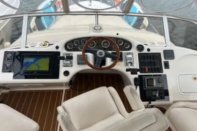 Slide: The Image of Sea Ray 400 Sedan Bridge 1998 - 8045731