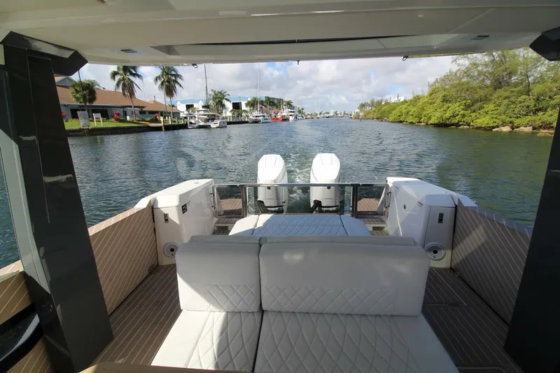 Slide: The Image of Saxdor 400 GTO 2025 - 5978690