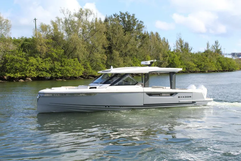 Slide: The Image of Saxdor 400 GTO 2025 - 5978656