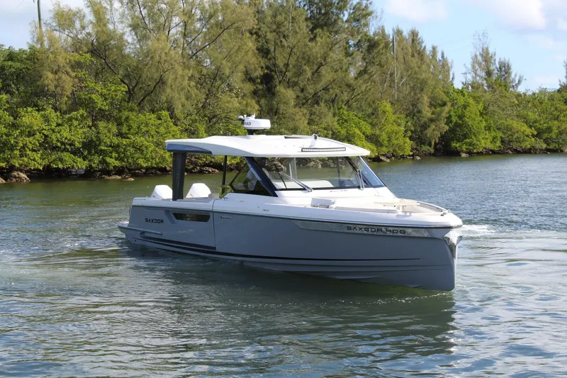 Slide: The Image of Saxdor 400 GTO 2025 - 5978664