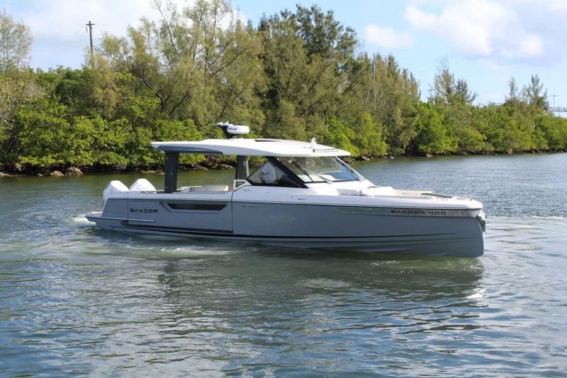 Slide: The Image of Saxdor 400 GTO 2025 - 5978666