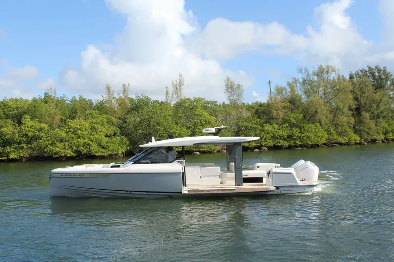 Slide: The Image of Saxdor 400 GTO 2025 - 5978683