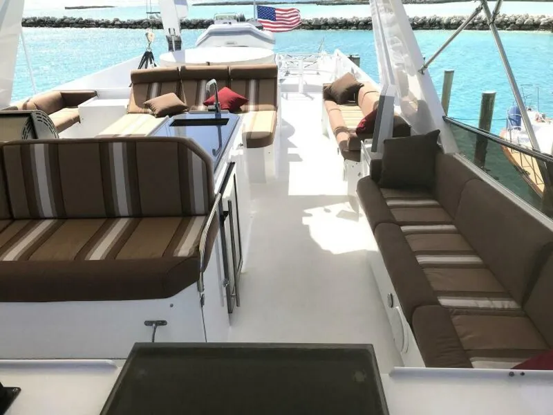 Slide: The Image of Flybridge Looking Aft   - 5969612