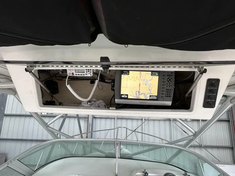 Slide: The Image of Robalo R235 Walkaround 2005 - 5970755