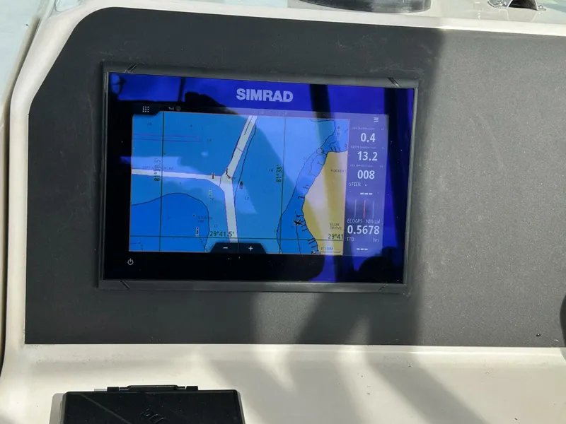 Slide: The Image of Robalo R235 Walkaround 2005 - 5970757