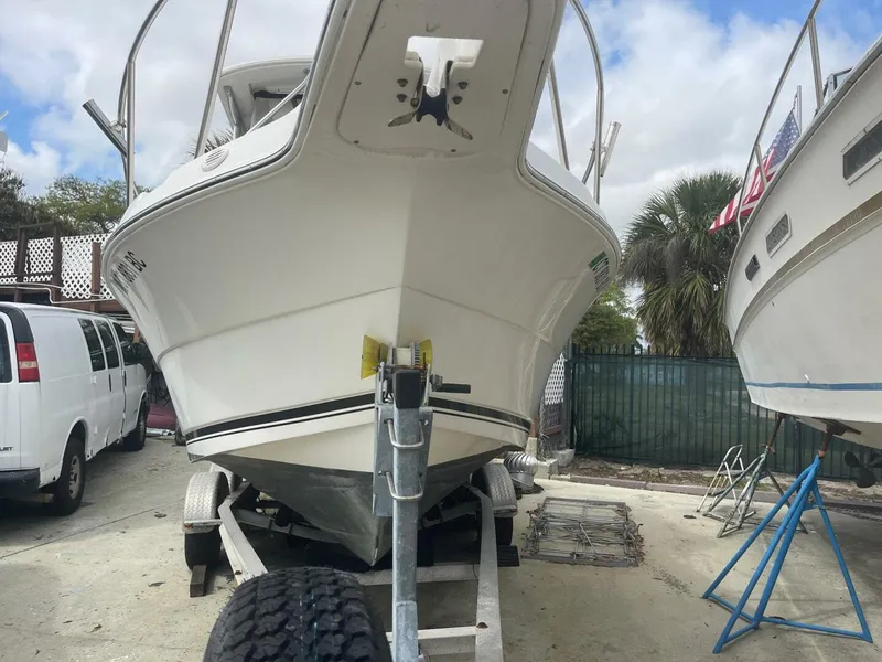 Slide: The Image of Robalo R235 Walkaround 2005 - 5970747