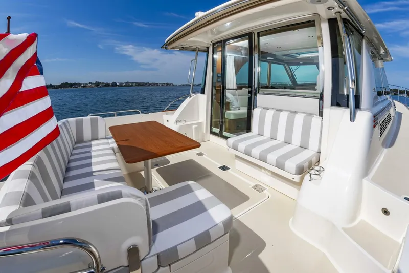 Slide: The Image of 45Sabre2025015 - 5993065