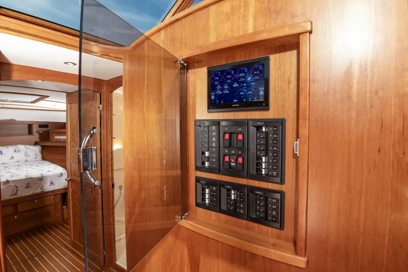 Slide: The Image of 45Sabre2025028 - 5993078