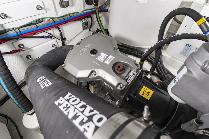 Slide: The Image of 45Sabre2025052 - 5993101