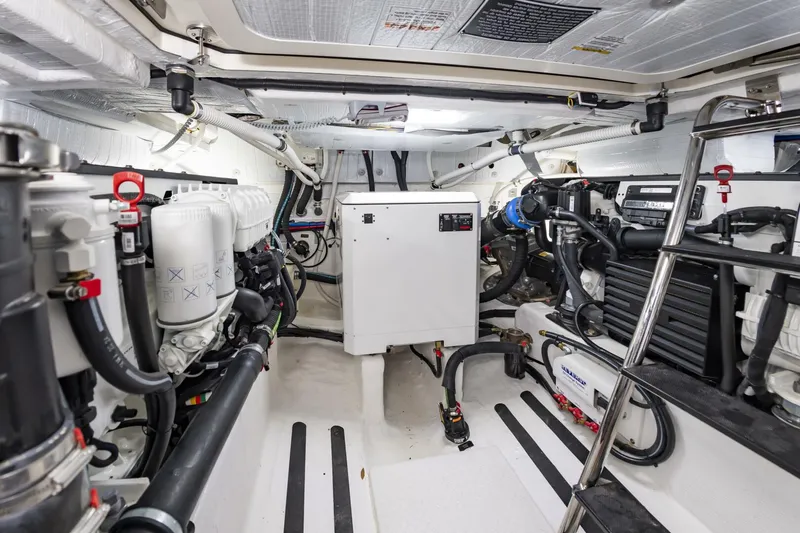 Slide: The Image of 45Sabre2025057 - 5993106