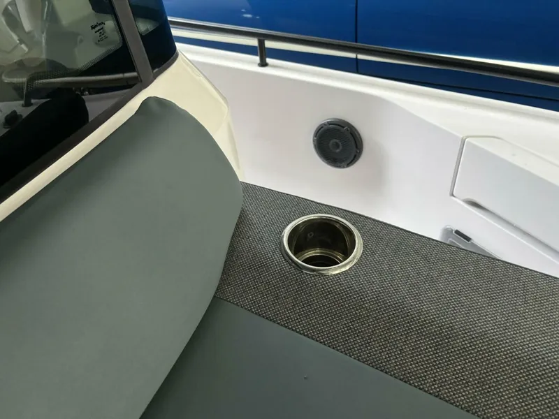 Slide: The Image of Axopar 37 XC Cross Cabin 2024 - 5970291