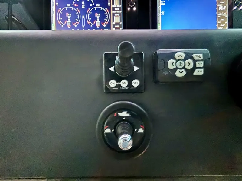 Slide: The Image of Axopar 37 XC Cross Cabin 2024 - 5970295