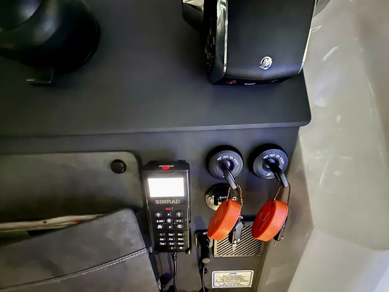 Slide: The Image of Axopar 37 XC Cross Cabin 2024 - 5970298