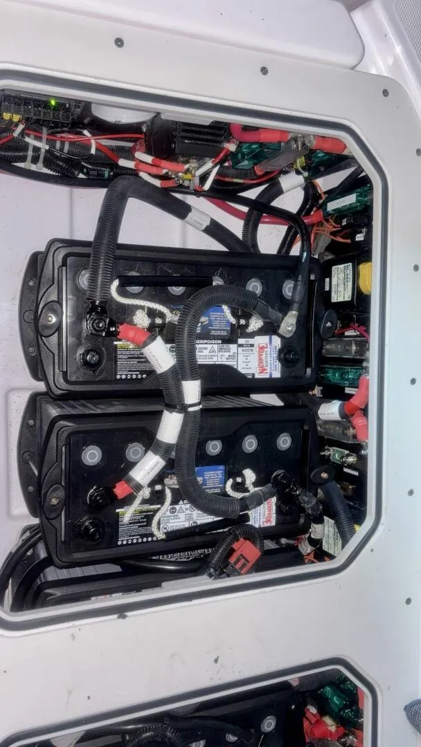 Slide: The Image of Axopar 37 XC Cross Cabin 2024 - 5970341