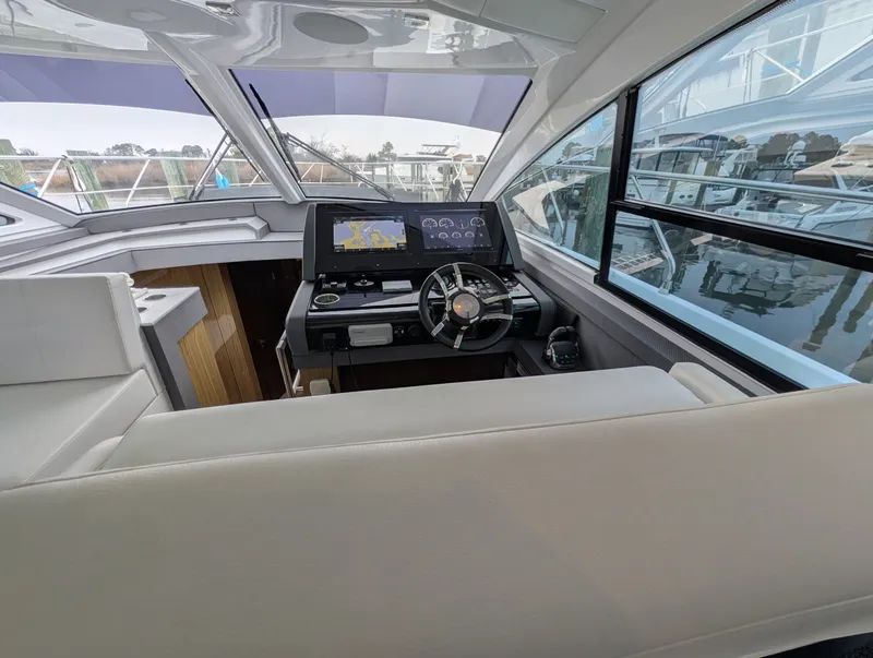 Slide: The Image of Cruisers 54 Cantius 2022 - 5970548