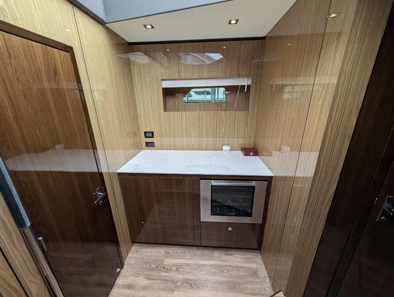 Slide: The Image of Cruisers 54 Cantius 2022 - 5970574