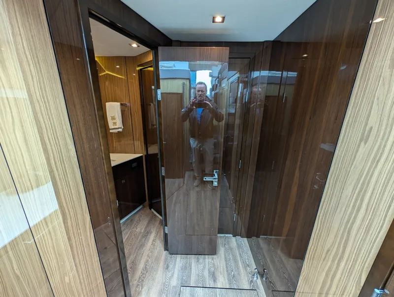 Slide: The Image of Cruisers 54 Cantius 2022 - 5970578