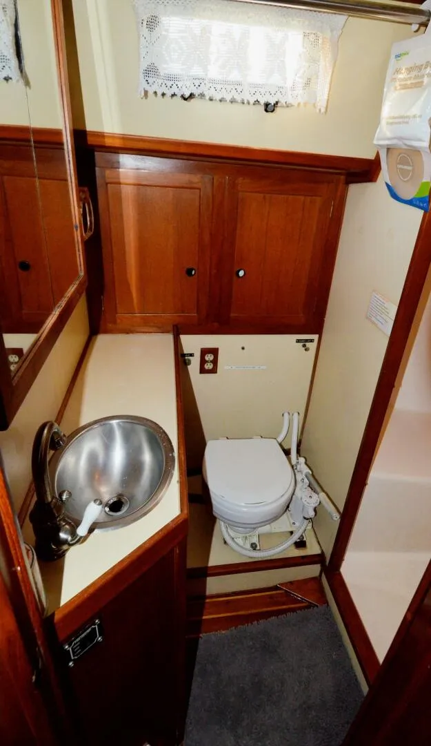 Slide: The Image of Nordic 44 1983 - 5980473